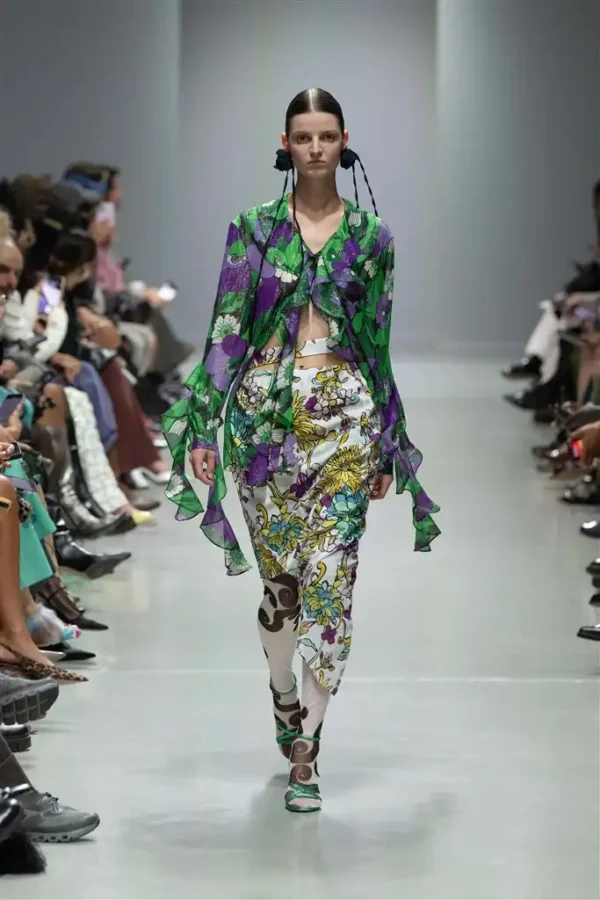 Floral Print Pleated Shirt